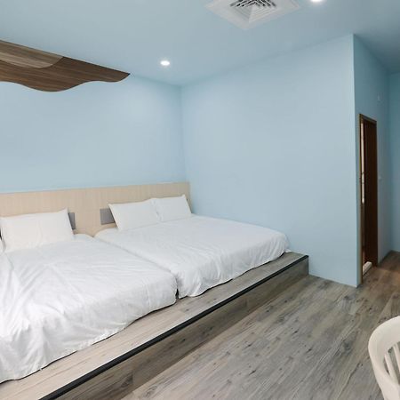 Hostel White Card Free Diving Xiaoliuqiu Exterior foto